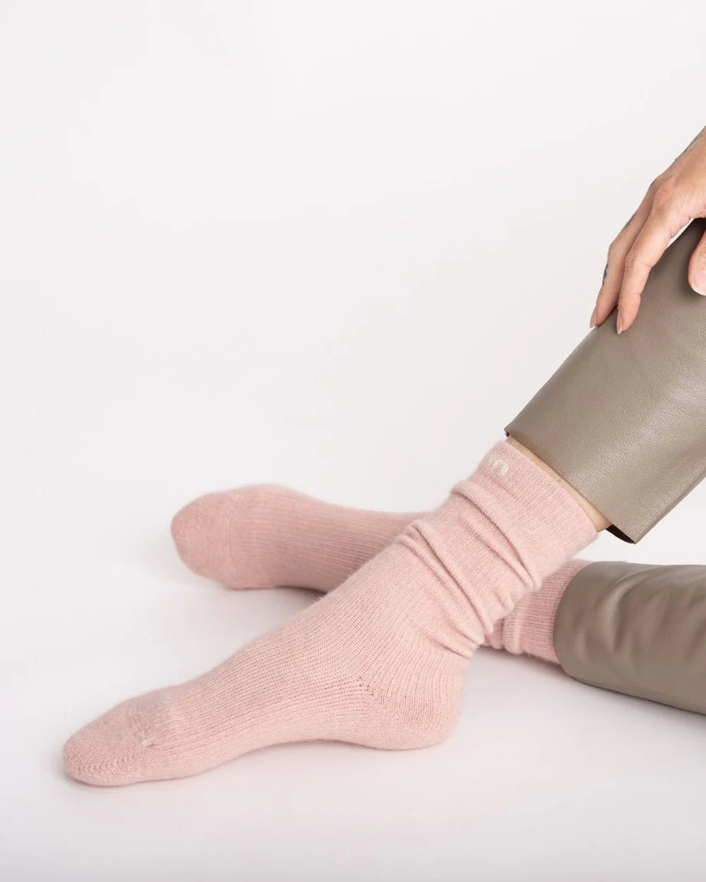 Huka Socks | Rose Water