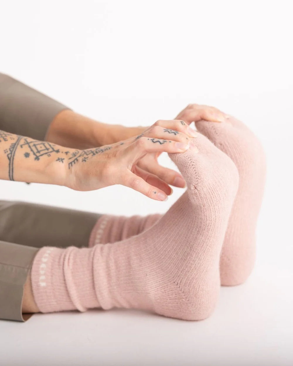Huka Socks | Rose Water