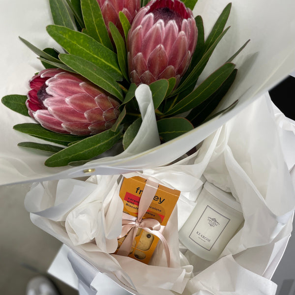 This Weeks Fresh Floral Gift Pack