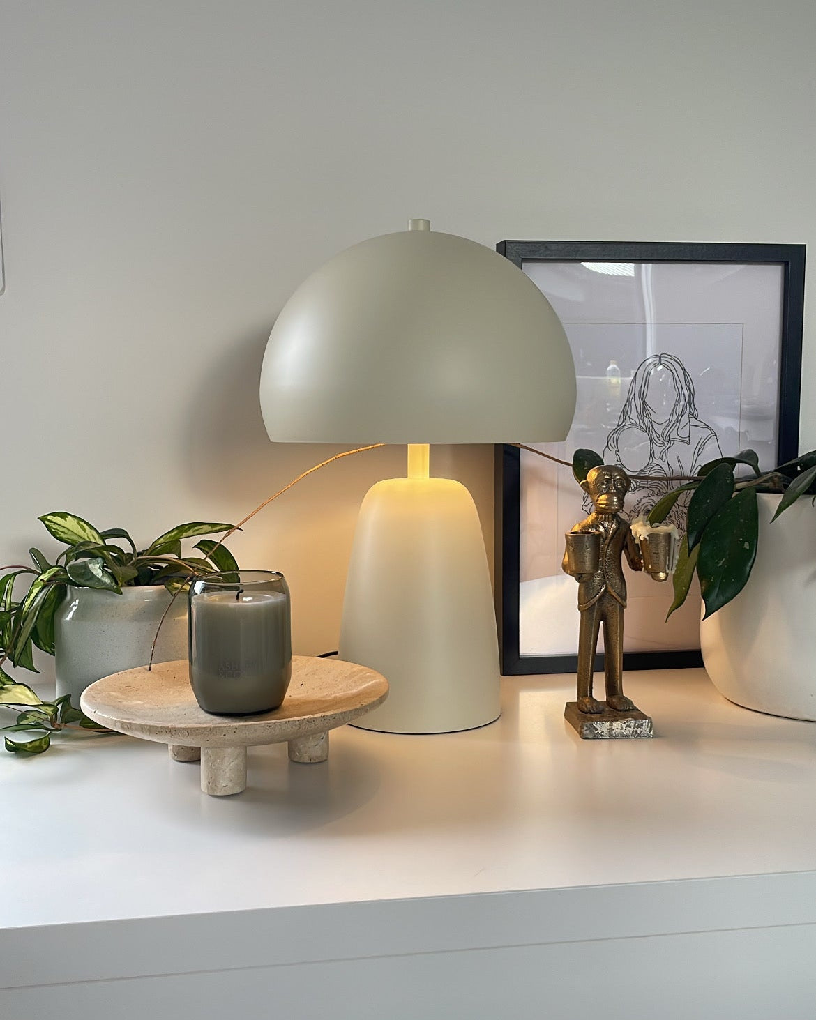 Winston Table Lamp | White