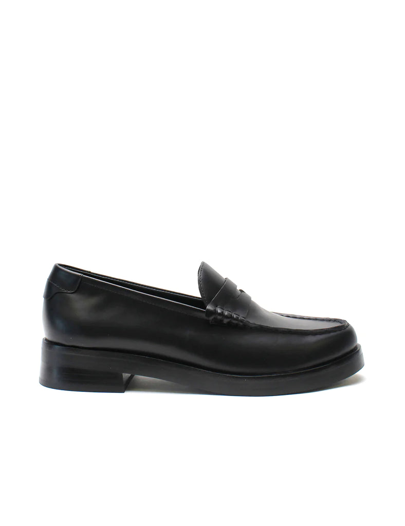 Classic Loafer | Black
