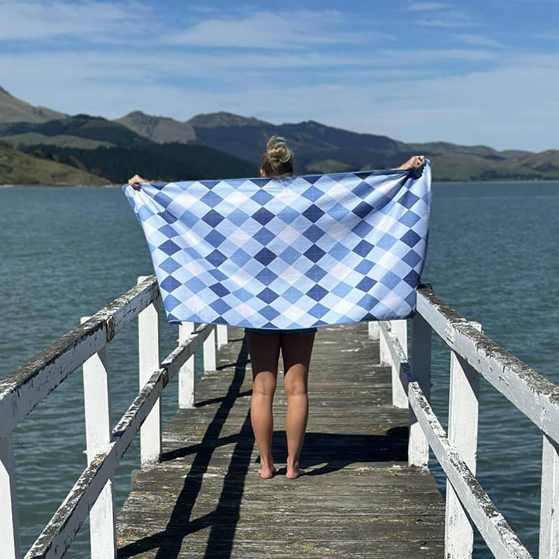 Sand Free Beach Towel | Golfclub Sandwich