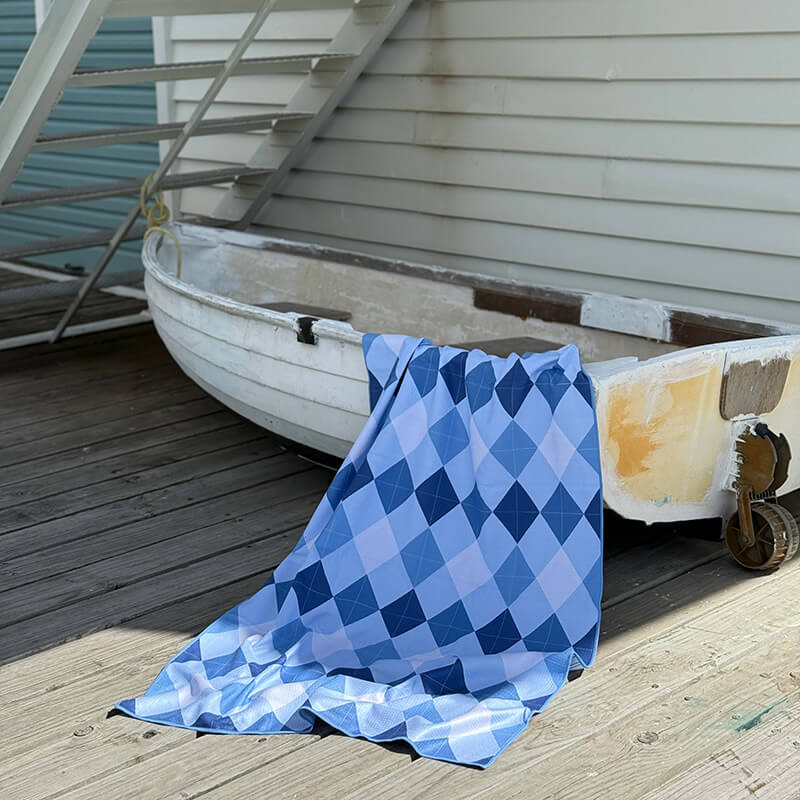 Sand Free Beach Towel | Golfclub Sandwich