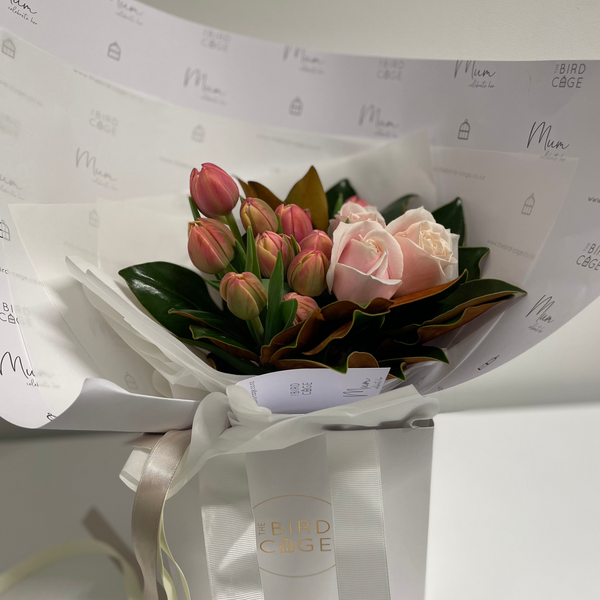 Luxe Fresh Floral Bag | Posy Small