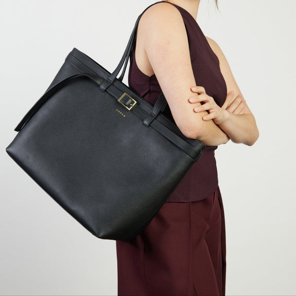 Tia Shoulder Bag | Black & Bronze