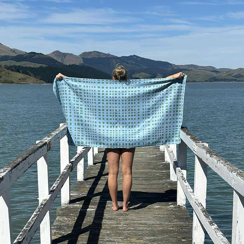 Sandfree Towel | Cheese & Pineapple