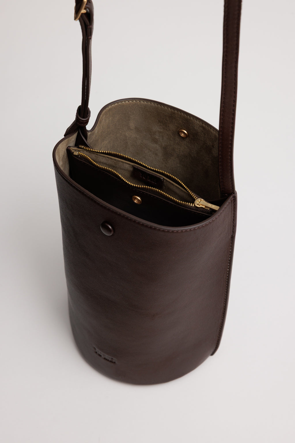 Phoebe Bucket | Molasses Lambskin