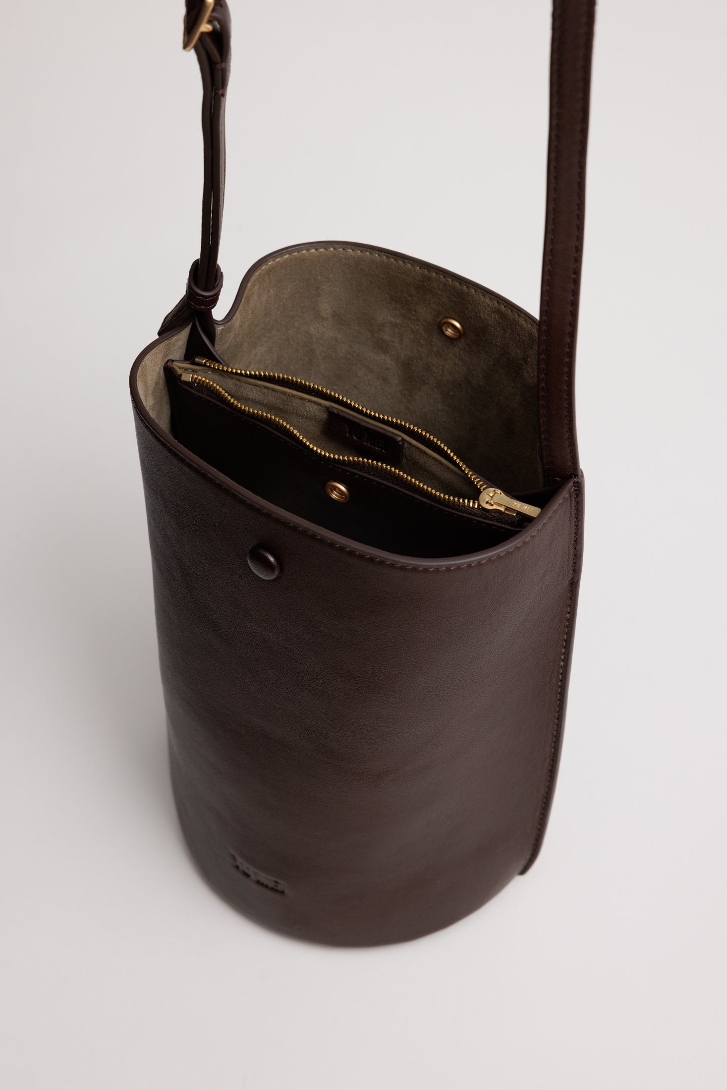 Phoebe Bucket | Molasses Lambskin
