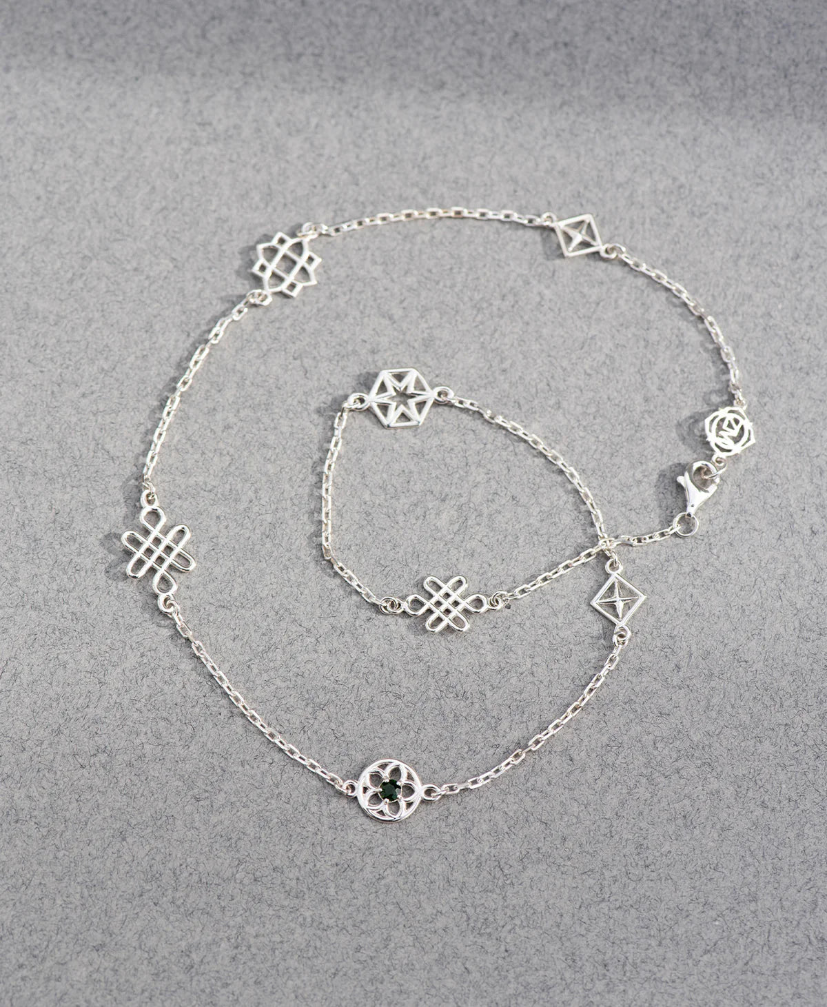 Aura Necklace | Sterling Silver & Chrome Diopside