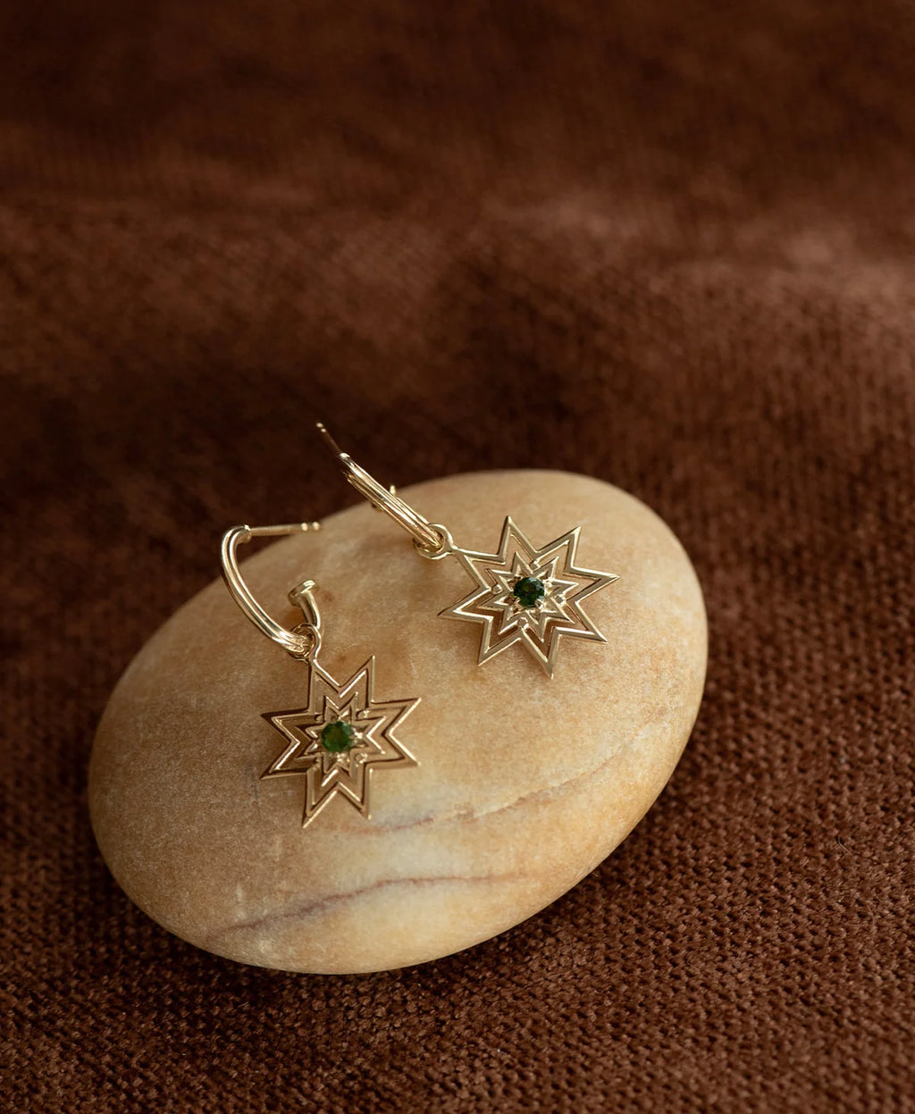Nora Hoops | 22K Gold Vermeil | Chrome Diopside