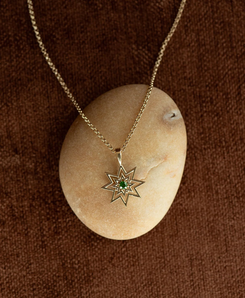 Nora Necklace | 22k Gold Vermeil | Chrome Diopside