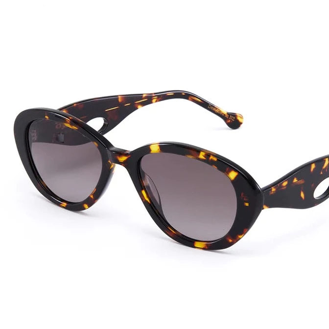 Voyage | Brown Tort